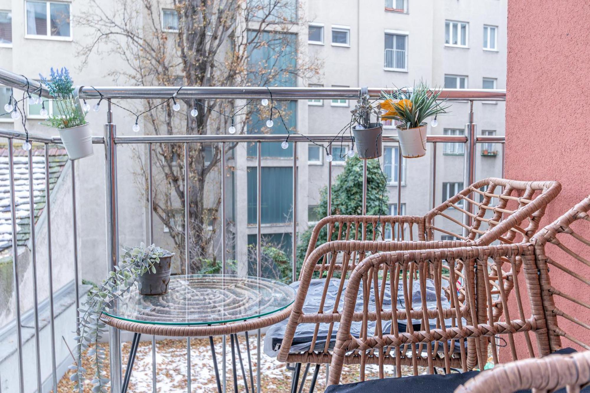 Superb Fully Equipped Apartment, 9 Min To City Center Via Metro Виена Екстериор снимка